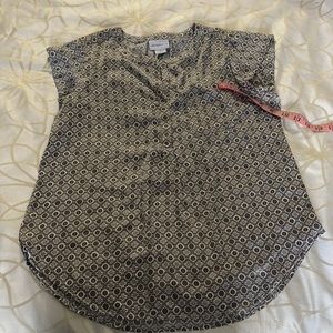 Women’s Split Crew Neck Short Sleeve Blouse